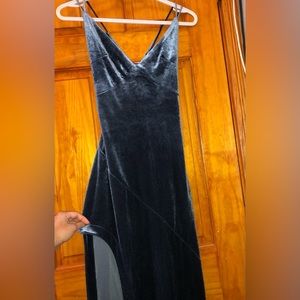 COPY - Blue velvet forever 21 maxi dress small